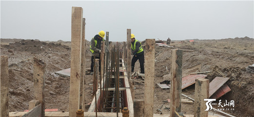 塔城國(guó)際物流園項(xiàng)目建設(shè)進(jìn)展順利，基礎(chǔ)工程施工進(jìn)度已達(dá)45%